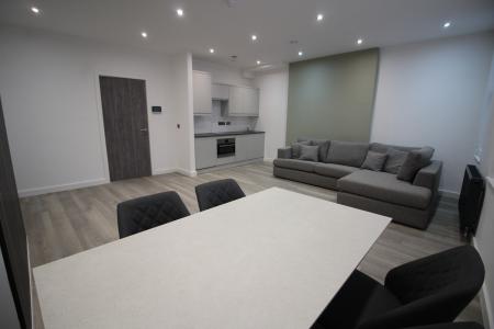 2 bedroom Duplex to let in Silver Street, Bury, BL9