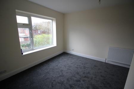 1 bedroom Studio flat to let in Rectory Road, Manchester, M8