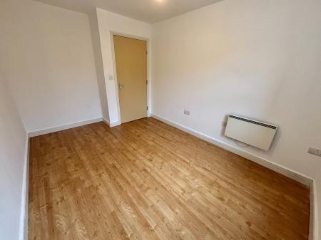 2 bedroom Flat to let in Clough Gardens, Haslingden, BB4