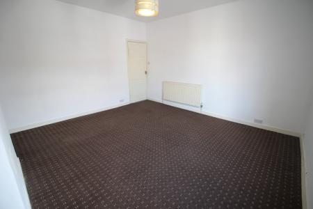 2 bedroom End of terrace house to let in Chancery Lane, Shaw, OL2