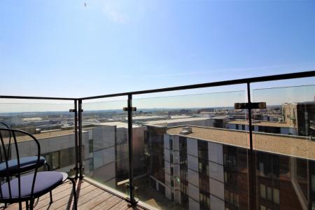 2 bedroom Flat to let in St Johns Gardens, Bury, BL9