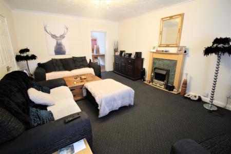 2 bedroom Terraced House for sale in Mansfield Street, Ashton-Under-Lyne, OL7