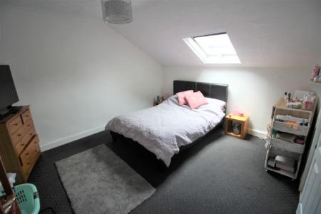 2 bedroom Terraced House for sale in Mansfield Street, Ashton-Under-Lyne, OL7