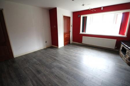 3 bedroom Semi-detached house for sale in Glendon Court, Oldham, OL1