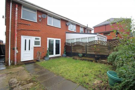 3 bedroom Semi-detached house for sale in Glendon Court, Oldham, OL1