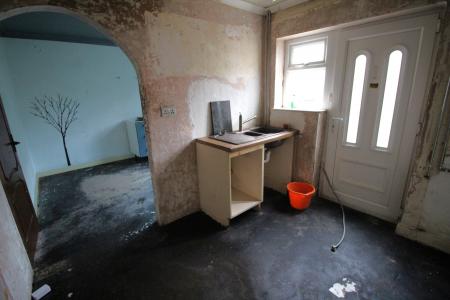 3 bedroom Semi-detached house for sale in Glendon Court, Oldham, OL1