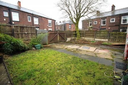 3 bedroom Semi-detached house for sale in Glendon Court, Oldham, OL1