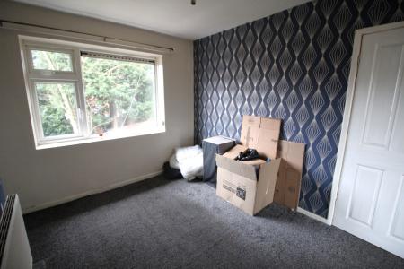 1 bedroom Flat for sale in Foxglove Drive, Bury, BL9