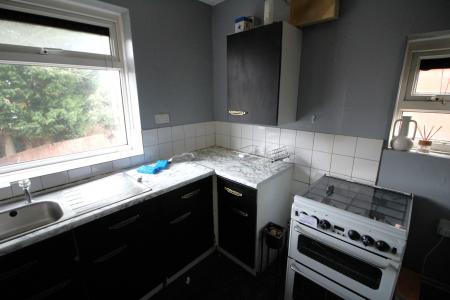 1 bedroom Flat for sale in Foxglove Drive, Bury, BL9