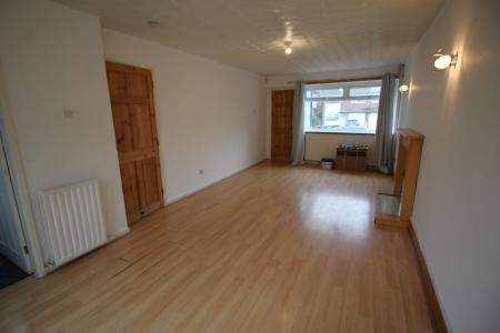 3 bedroom Terraced House to let in Mossbank Grove, Heywood, OL10
