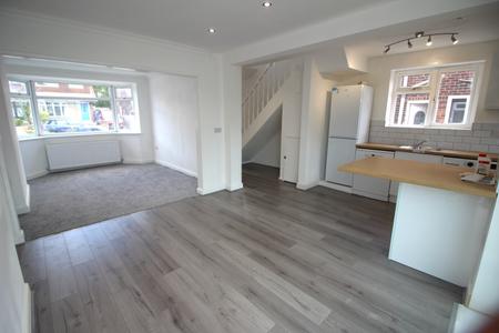 3 bedroom Semi-detached house to let in Crossfield Street, Bury, BL9