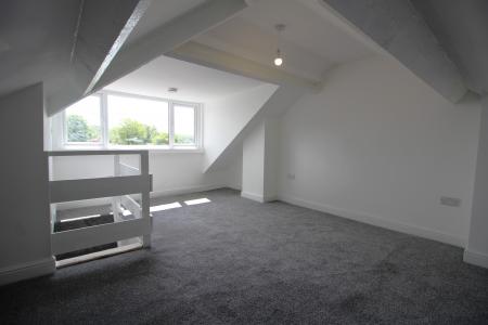 3 bedroom Semi-detached house to let in Crossfield Street, Bury, BL9