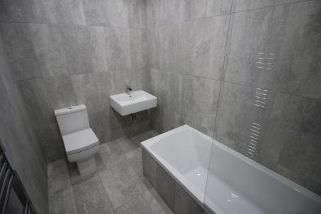 5 bedroom Semi-detached house for sale in Walker Road, Manchester, M9