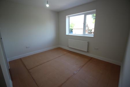 5 bedroom Semi-detached house for sale in Walker Road, Manchester, M9