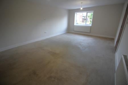 5 bedroom Semi-detached house for sale in Walker Road, Manchester, M9