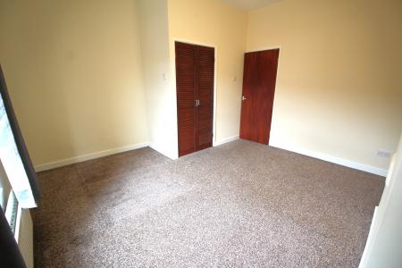 2 bedroom Terraced House to let in Spring Street, Oldham, OL4