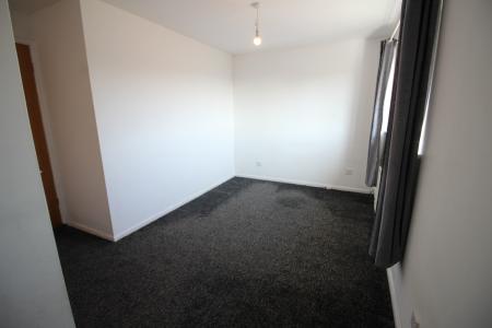 3 bedroom Semi-detached house to let in Langholme Way, Heywood, OL10