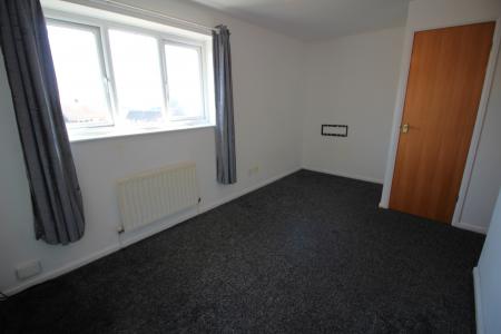 3 bedroom Semi-detached house to let in Langholme Way, Heywood, OL10