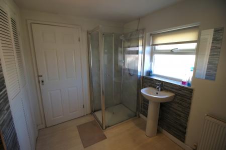 2 bedroom Terraced House to let in Copster Place, Oldham, OL8