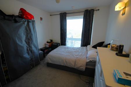 2 bedroom Duplex to let in Cedar Court, Prestwich, M25