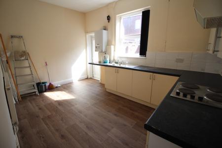 3 bedroom Terraced House to let in Oram Street, Bury, BL9