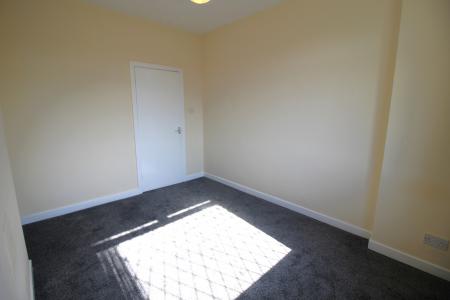 2 bedroom Flat to let in Waterloo Road, Manchester, M8