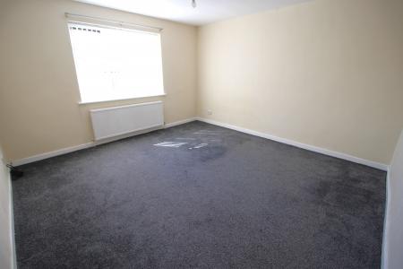 2 bedroom Duplex to let in Back Walmersley Road West, Bury, BL9