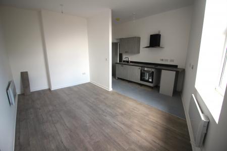 1 bedroom Flat to let in 116 Wash Lane, Bury, BL9