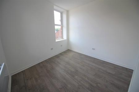 1 bedroom Flat to let in 116 Wash Lane, Bury, BL9