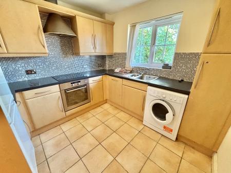 2 bedroom Flat to let in Derby Court, Bury, BL9