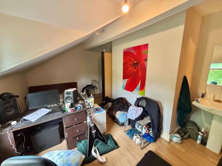 1 bedroom House of Multiple Occupation to let in Albert Park Road, Manchester, M7
