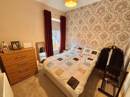 2 bedroom Terraced House for sale in Alma Street, Radcliffe, M26
