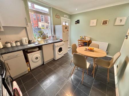 2 bedroom Terraced House for sale in Alma Street, Radcliffe, M26