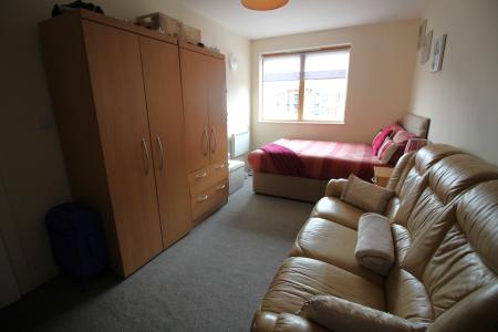 2 bedroom Apartment to let in 6 South Street, Bury, BL9