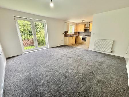 2 bedroom Apartment to let in Broadoaks, Bury, BL9
