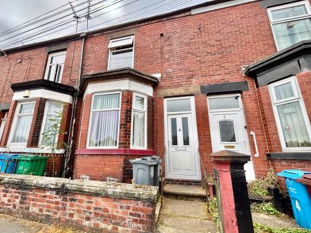 1 bedroom Flat to let in High Peak Street, Manchester, M40
