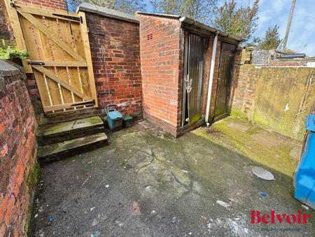 2 bedroom Terraced House to let in Snowden Street, Oldham, OL8