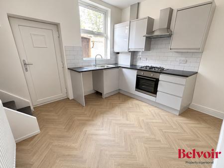 2 bedroom Terraced House to let in Snowden Street, Oldham, OL8
