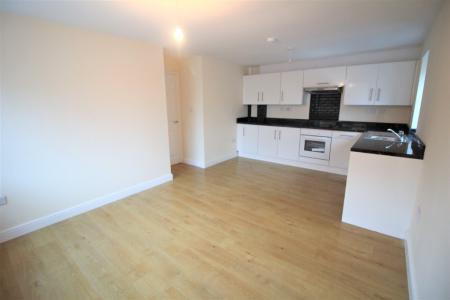 2 bedroom Flat to let in Walmersley Road, Bury, BL9