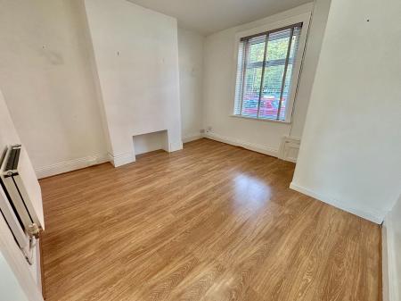 2 bedroom Terraced House for sale in Fields New Road, Oldham, OL9