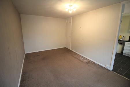 2 bedroom Flat for sale in Glebe Street, Oldham, OL9