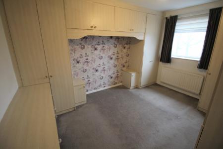 2 bedroom Flat for sale in Glebe Street, Oldham, OL9
