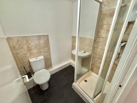 1 bedroom Flat to let in Rectory Road, Manchester, M8