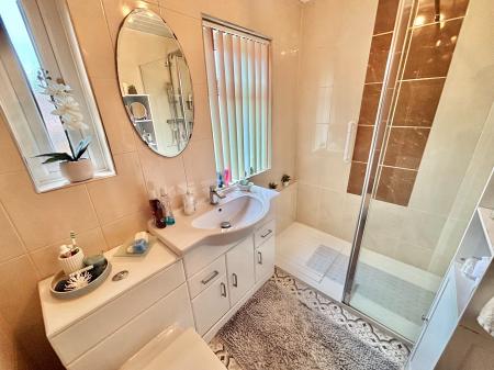 3 bedroom Terraced House for sale in Spring Lane, Lees, OL4