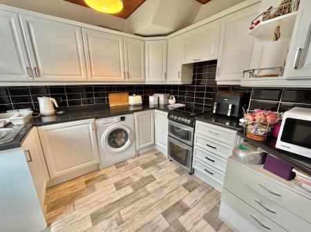 3 bedroom Terraced House for sale in Spring Lane, Lees, OL4