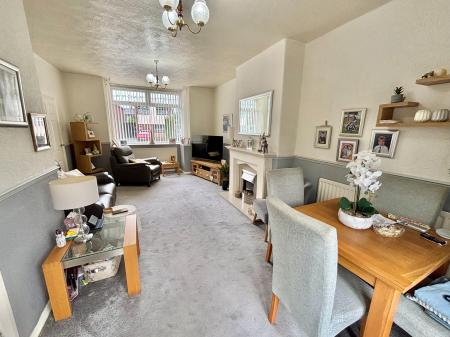 3 bedroom Terraced House for sale in Spring Lane, Lees, OL4