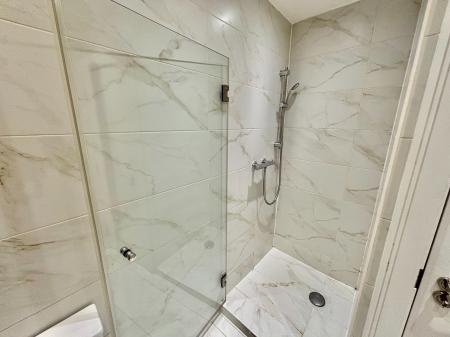 1 bedroom Flat to let in 115 Spotland Road, Rochdale, OL12