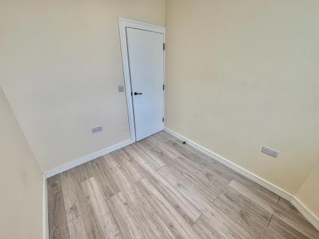 1 bedroom Flat to let in 115 Spotland Road, Rochdale, OL12