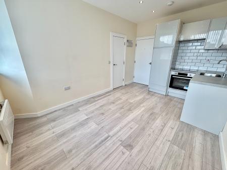 1 bedroom Flat to let in 115 Spotland Road, Rochdale, OL12