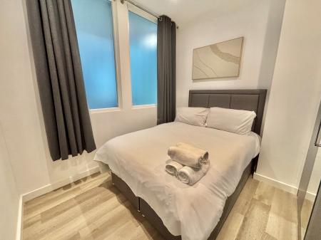 2 bedroom Apartment to let in Silver Street, Bury, BL9